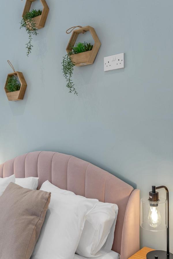 Cheerful - Jamson Pl 3 Bed Apartment EDI
